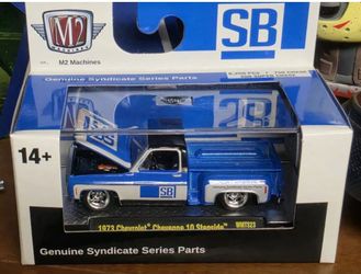 M2 Machines die-cast 1973 Chevrolet Cheyenne 10 Stepside Genuine Syndicate Series