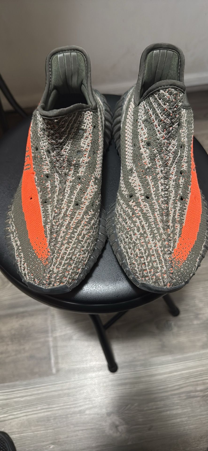 Yeezy boost 350 v2 carbon beluga M 7.5