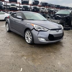 Auto Parts 2013 Hyundai Veloster 