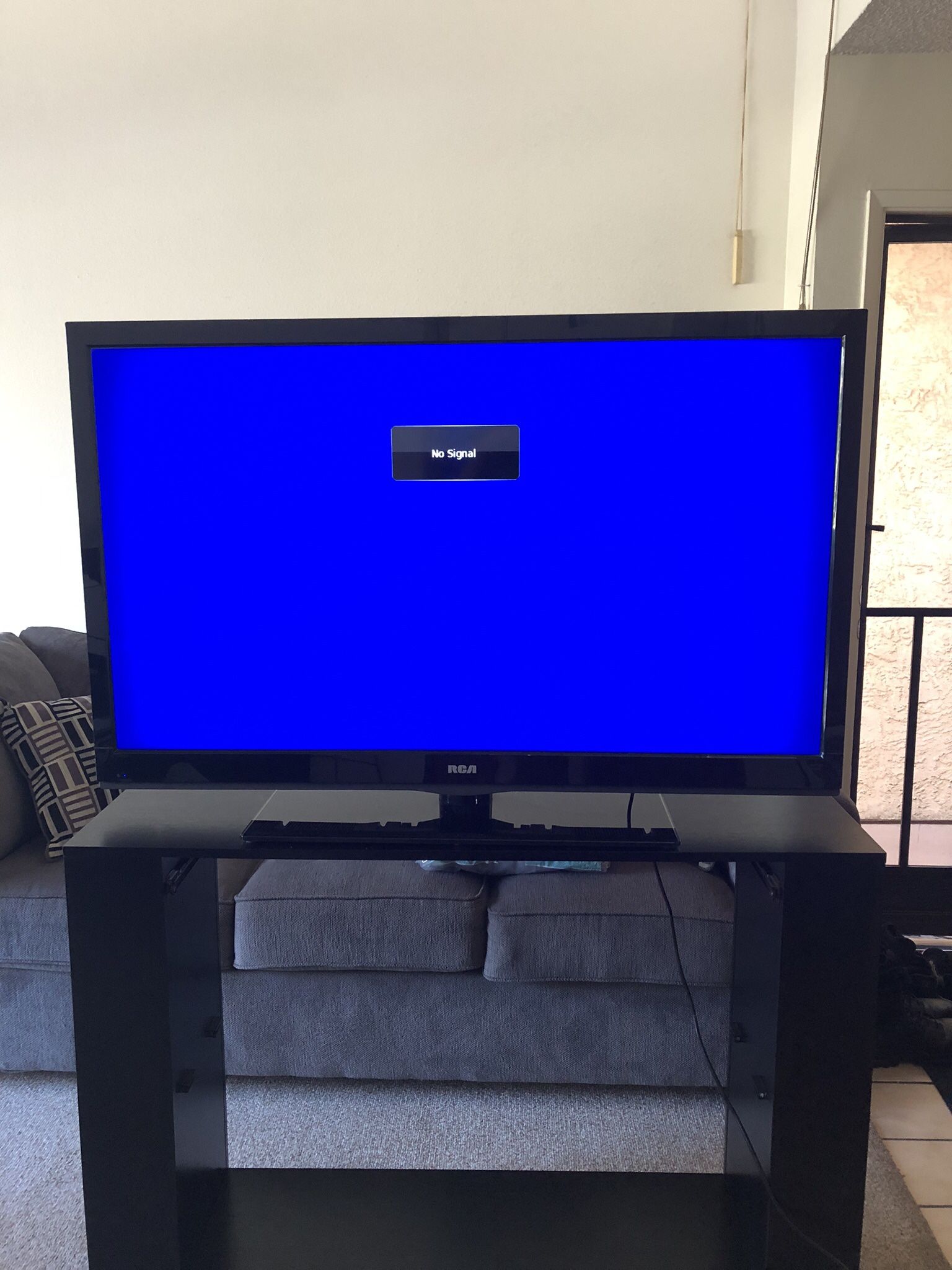 50 in RCA LCD TV