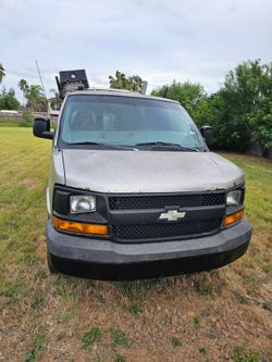 2003 Chevy Express Van