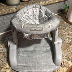 Learn-to-sit Infant Chair 