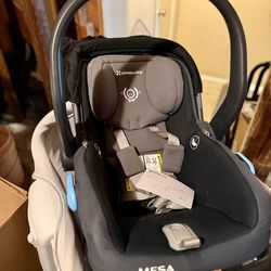 UPPAbaby Car seat with bases