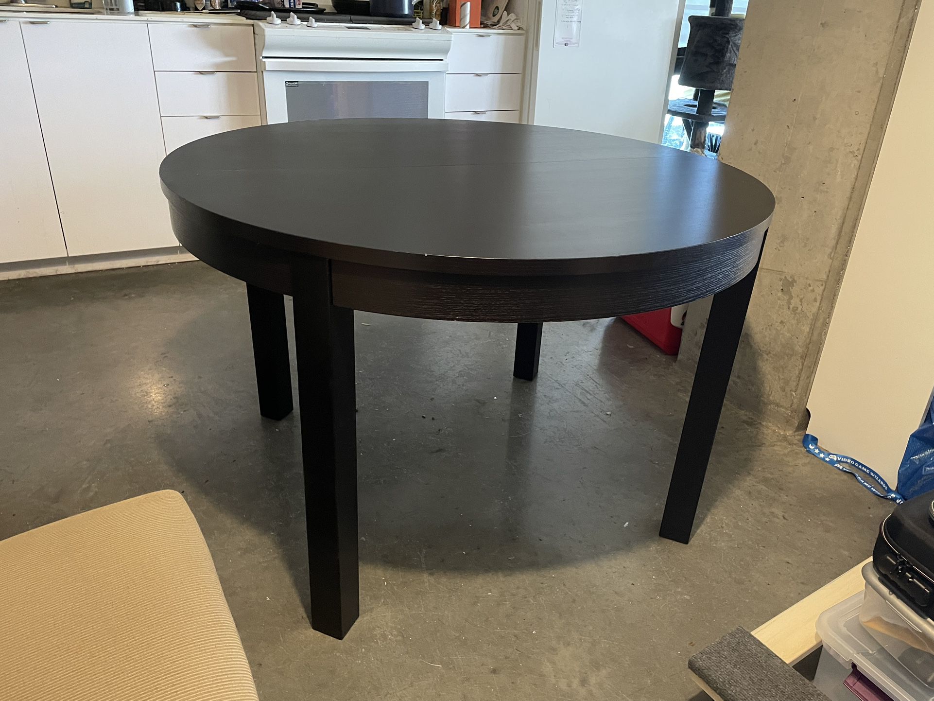 Black Extendable Kitchen Table