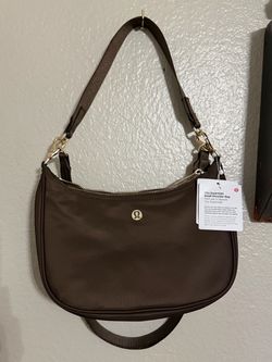 Lululemon city essentials small shoulder bag / bolsa