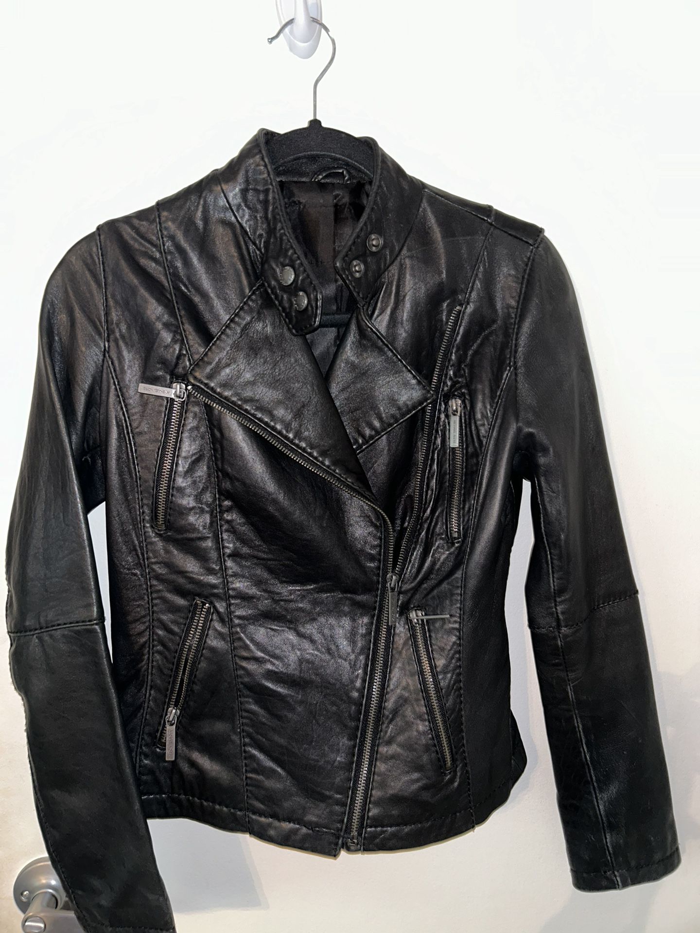 Michael Kors woman’s leather Jacket