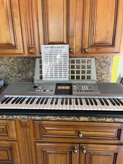 Electronic keyboard Yamaha