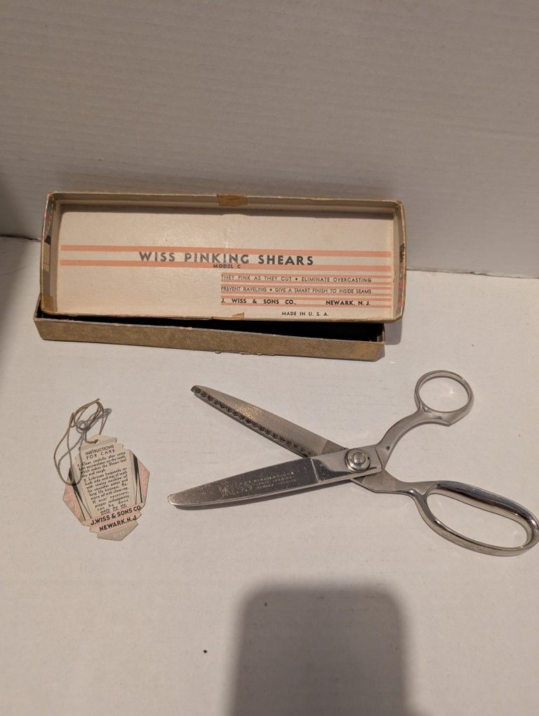 Vintage Wiss Pinking Shears