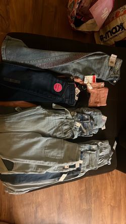 School clothes size 6/7 girls
