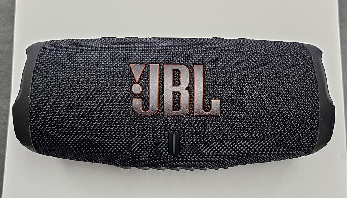 JBL Portable Wireless Speaker Charge 5 #13938