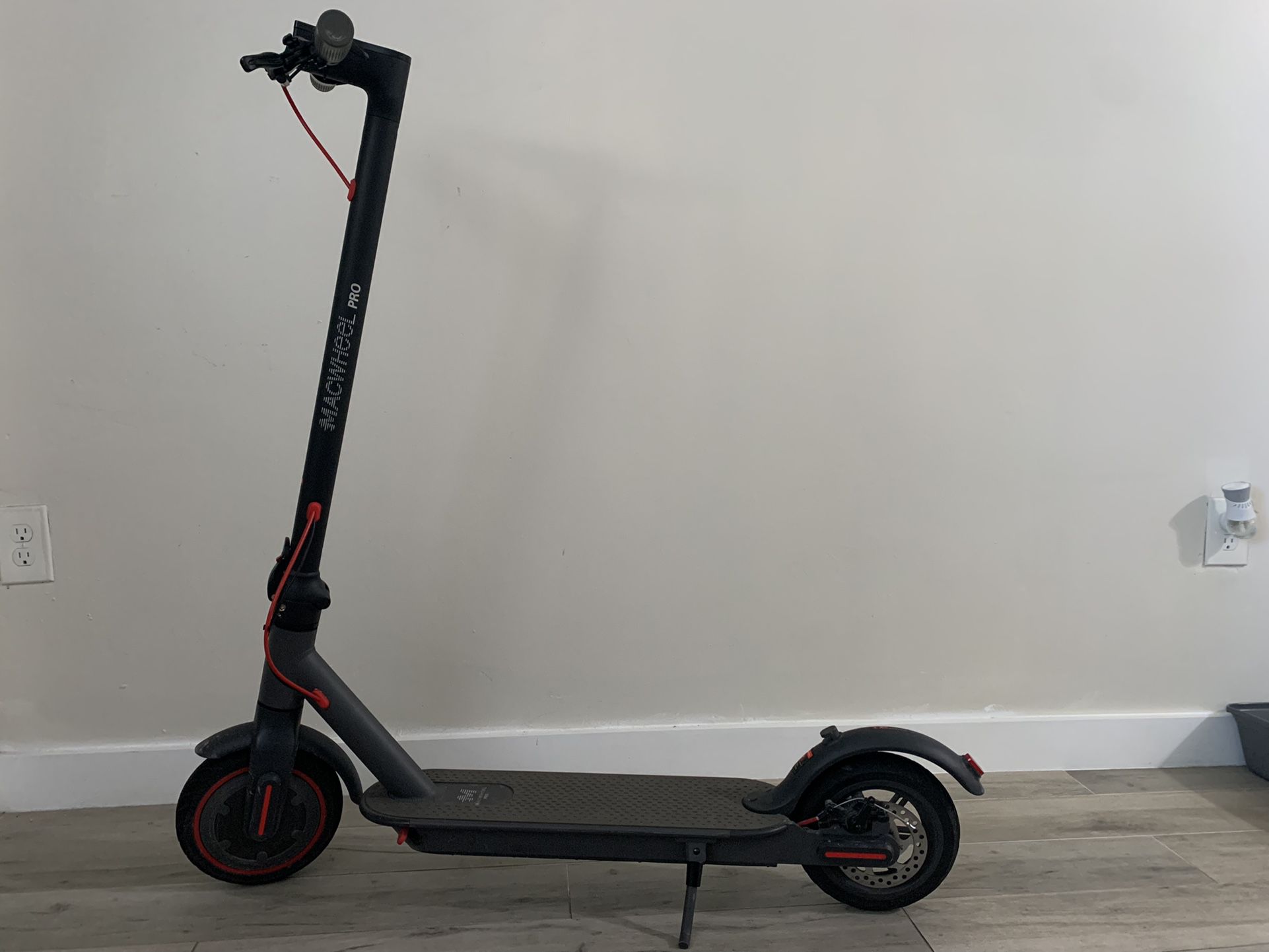 Electric Scooter Macwheel Pro 