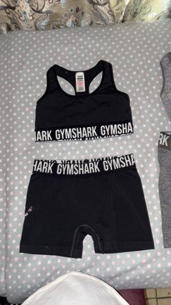 Gymshark sets 39.99 Each sets sizes medium and small