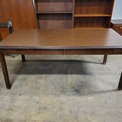 36 X 72 Traditional Executive Office Desk $200 (Good Condition)