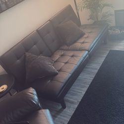 Futon With Cup holder 