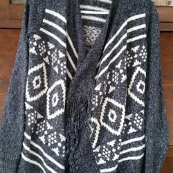 Holister Women's cardigan sweater Size S