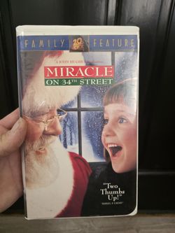 Miracle On 34th Street  VHS Tape