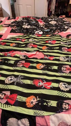 Beetlejuice And Edward Tree Liners 