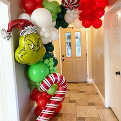 Balloon garland