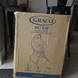 Graco Duet Glide Swing With Portable Rocker