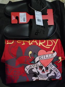New Ed Hardy Tee & Adidas  sz 10 slides