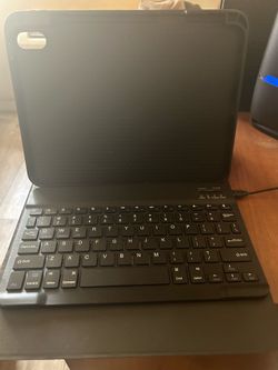 iPad 10th gen case and keyboard
