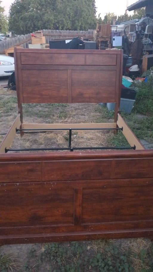 Queen Size Sleigh Bed Frame