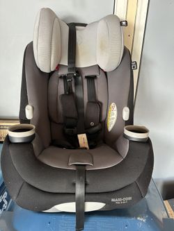 Maxi Cosi car seat