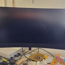 HP E34m G4 WQHD Curved USB-C Conferencing Monitor
