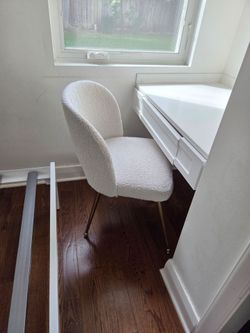 Pottery Barn Modern White Bouclé Accent / Desk Chair with Gold Legs