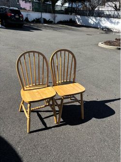 2 solid wood chair
