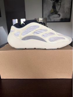 Yeezy 700 V3 Azael 9M