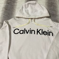 Ladies/Girls NEW Calvin Klein HOODIE $15.00