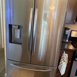Samsung Refrigerator With French Doors 