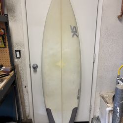 6’1 SK Surfboard