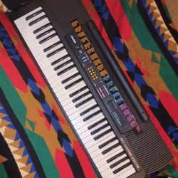Casio CTK-520L Key Lighting System Keyboard