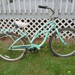 Nice Schwinn 26 Inch Single Speed Beach Cruiser Bike With New Chain Rides Good Looks Fair