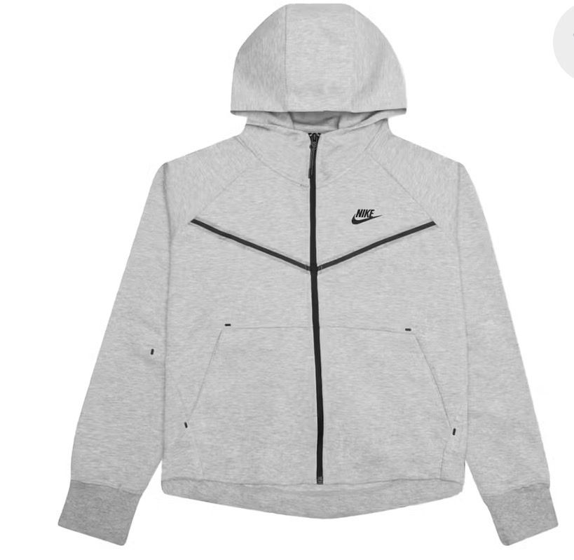 Nike Sportswear Women’s Tech Fleece Windrunner Full Zip Hoodie