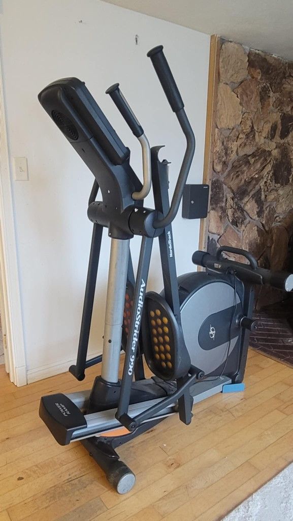 Elliptical.  NordicTrack AudioStrider 990