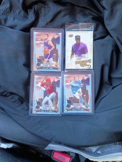 8 SPORT CARDS "Jordan, Curry, Haaland & De La Cruz