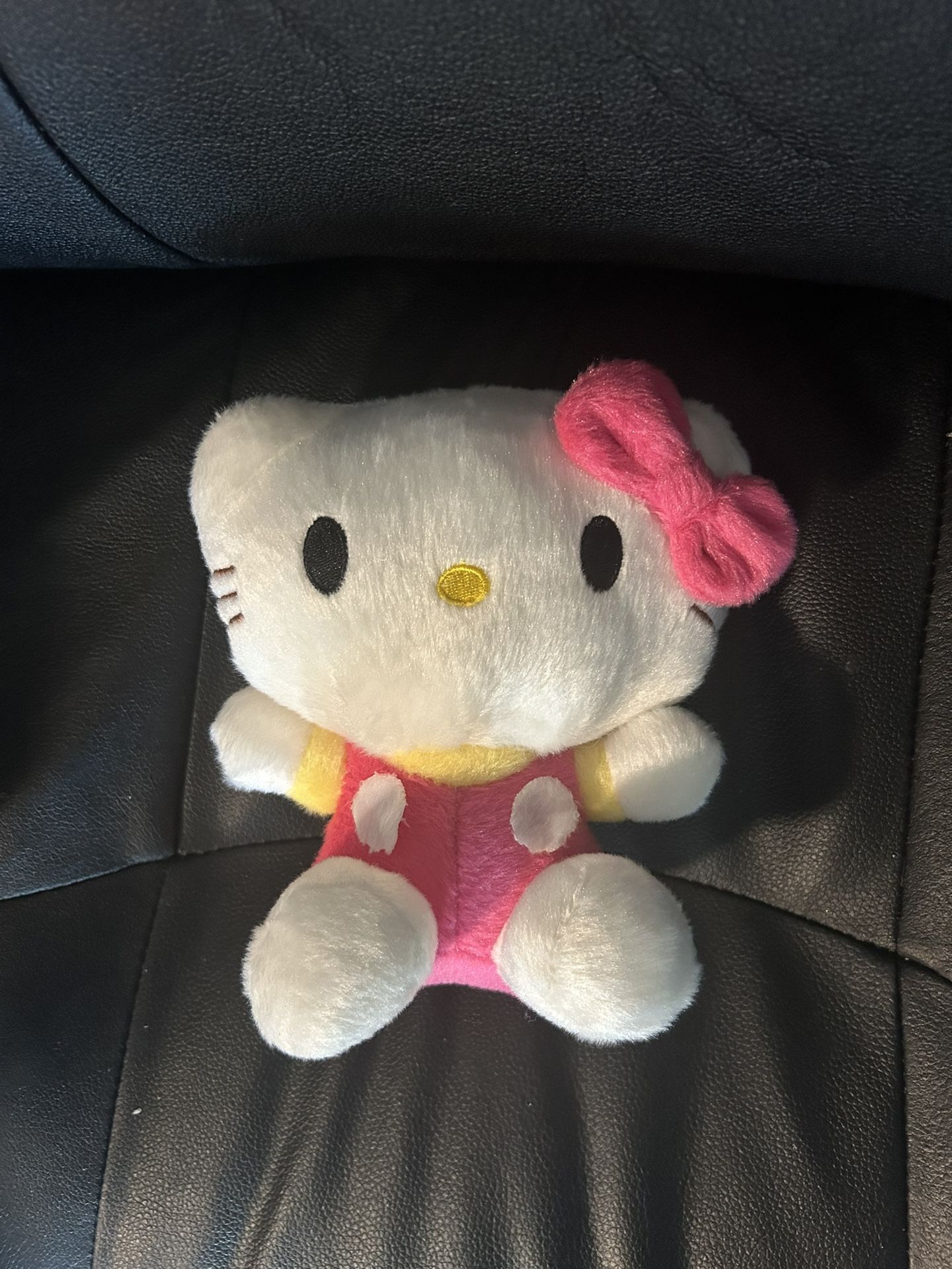 20Cm Sanrio Hello Kitty Plush Doll (Pink)
