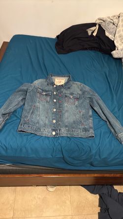 Selling true religion jacket Size medium