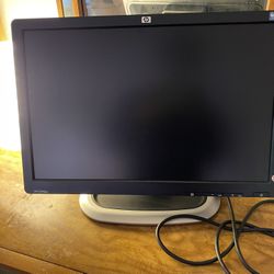 HP 19” Monitor