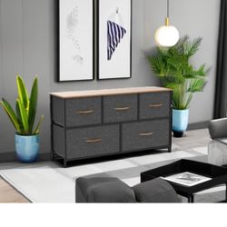 Dresser With 5 Drawers