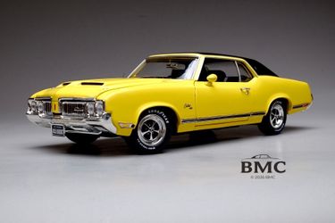 1970 Oldsmobile Cutlass, yellow, 1:18 Diecast model car from ERTL
