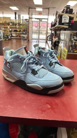 Air Jordan 4 Retro Sneakers Size 10.5