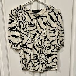 🖤 Beautiful black & white bold design print blouse shirt with gathered sleeves