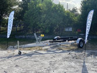 2021 Rocket Aluminum boat trailer 16’-17’