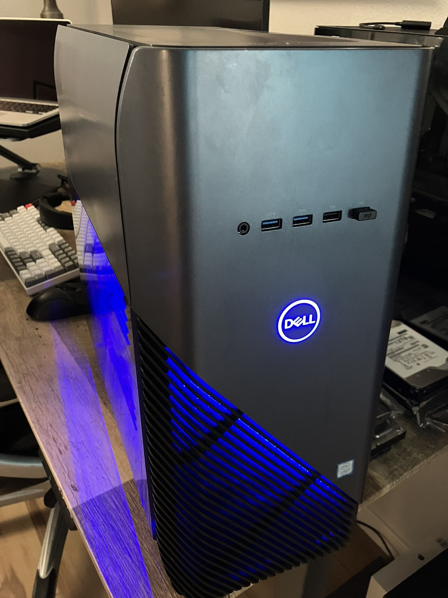Dell 8th Gen I7 Nvidia 2060 Super Gaming PC
