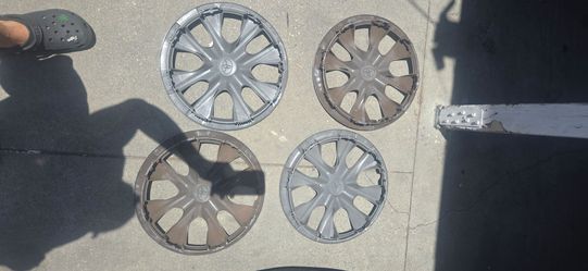 Toyota corolla hubcaps for 2017 corolla