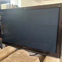 56 Inch Panasonic 3D TV With 2 Glasses
